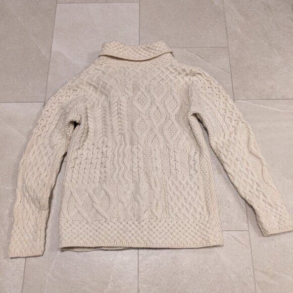 Aran Crafts 100% Merino single-button sweater -Size Small - Picture 2 of 3
